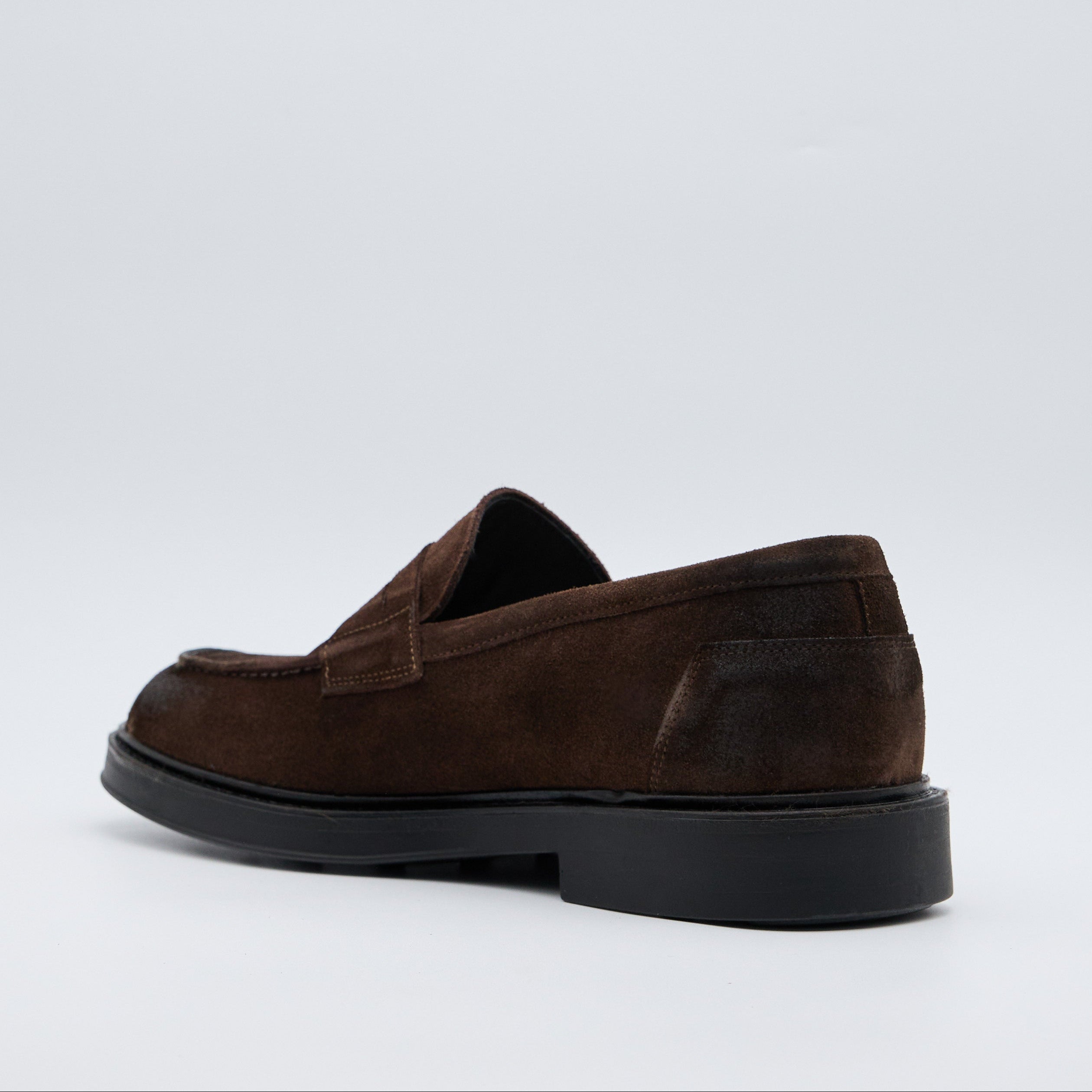 Mocassino in Camoscio Marrone con Mascherina